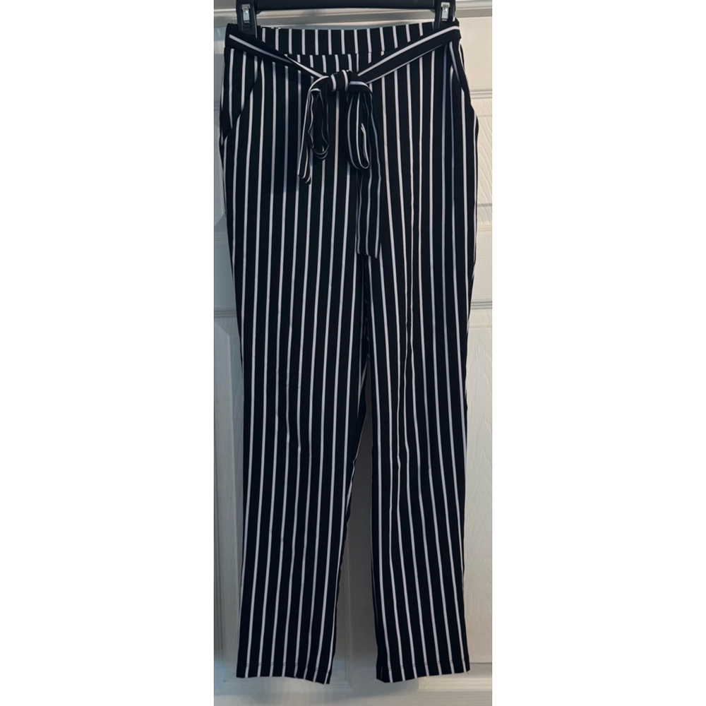 Women's Mosaic & Co Pants Size S Black White Striped